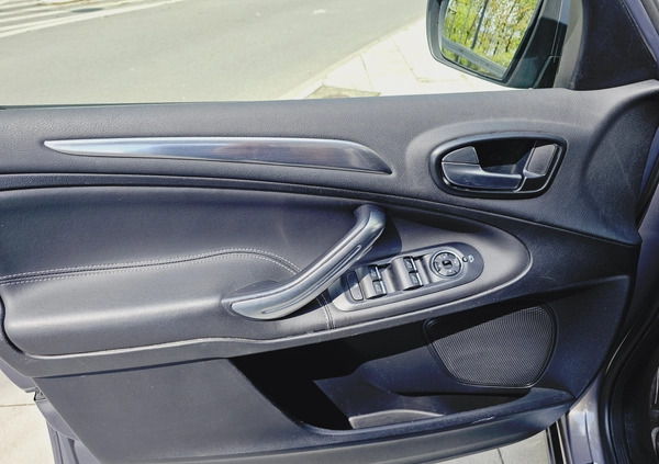 Ford S-Max cena 34900 przebieg: 249466, rok produkcji 2011 z Błonie małe 352